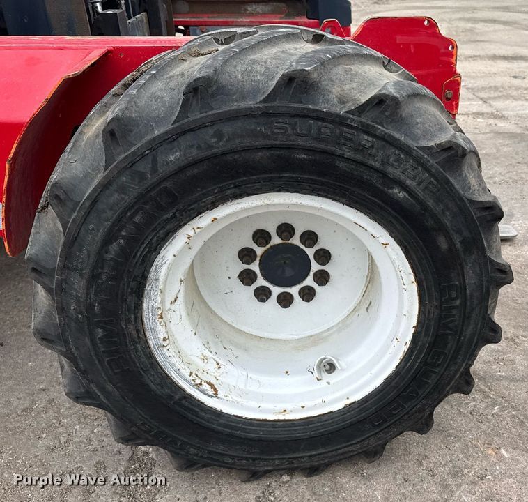 image for item NN9565 2006 Moffett M55 forklift