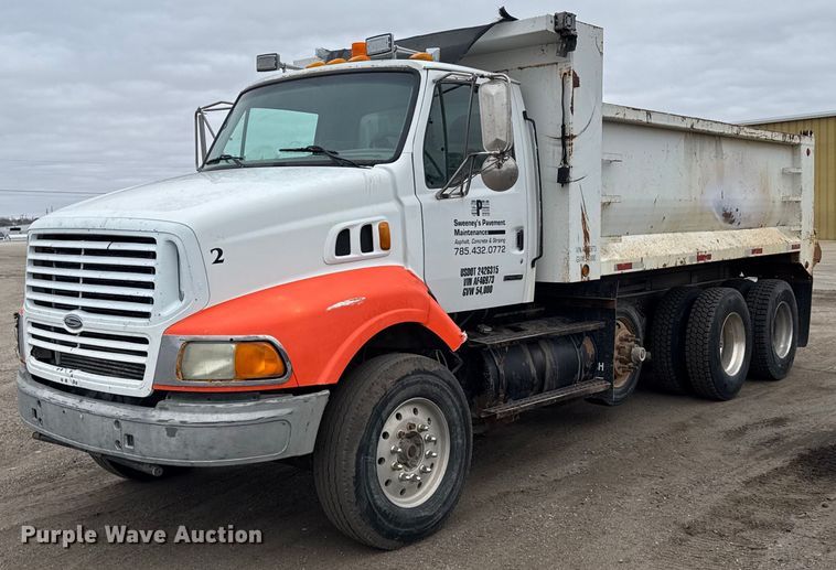 image for item NN9568 2000 Sterling A/AT9500 dump truck
