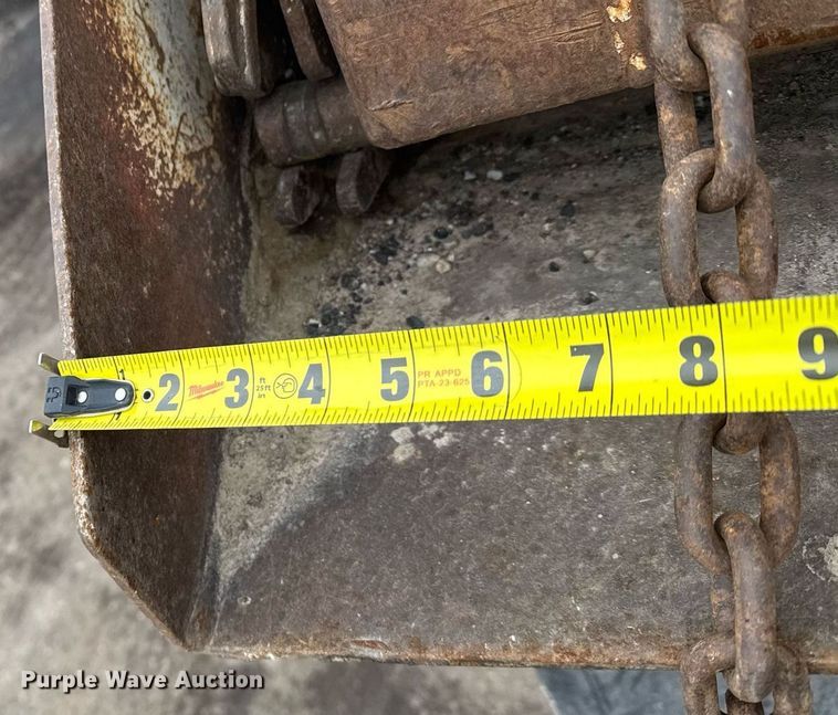 image for item NN9568 2000 Sterling A/AT9500 dump truck