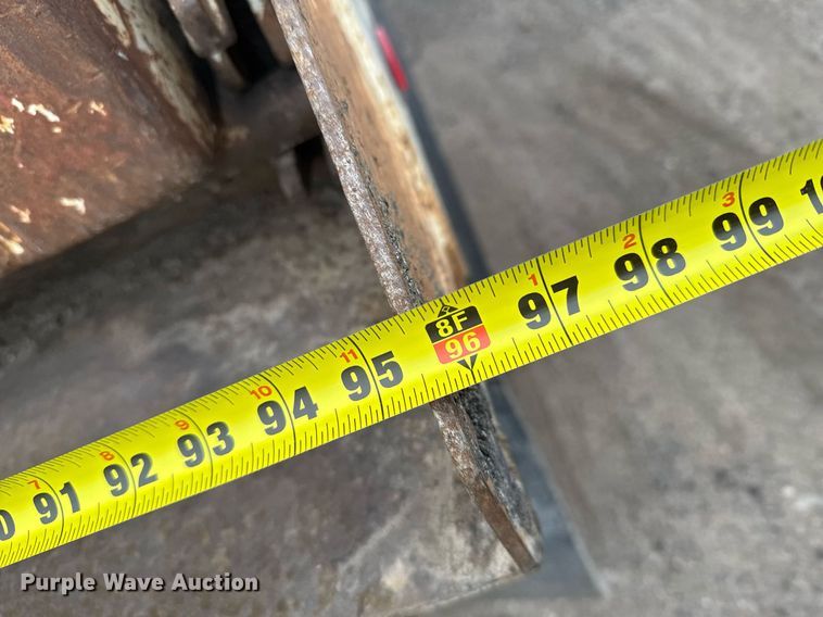 image for item NN9568 2000 Sterling A/AT9500 dump truck