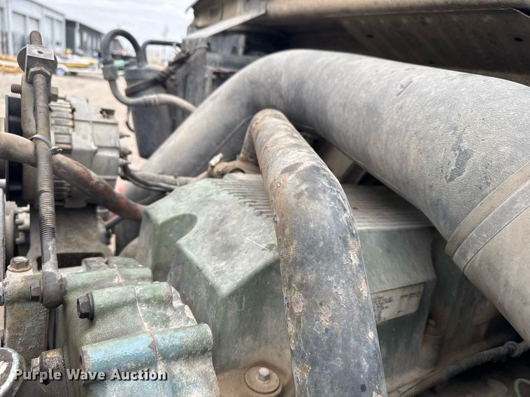 image for item NN9568 2000 Sterling A/AT9500 dump truck