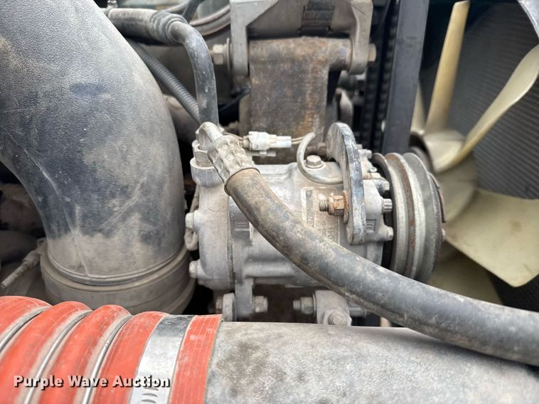 image for item NN9568 2000 Sterling A/AT9500 dump truck