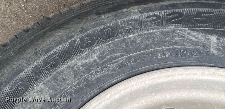 image for item NN9568 2000 Sterling A/AT9500 dump truck