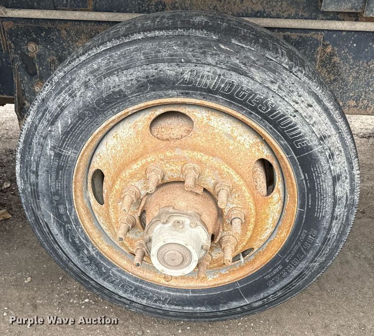 image for item NN9568 2000 Sterling A/AT9500 dump truck