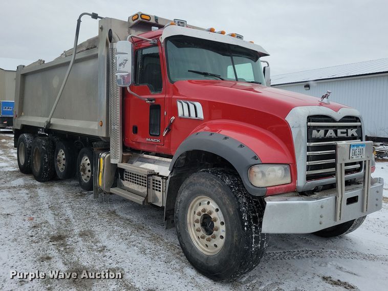 image for item OH9474 2018 Mack Granite GU700 dump truck