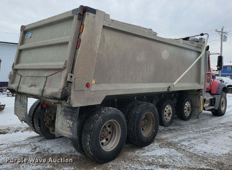 image for item OH9474 2018 Mack Granite GU700 dump truck