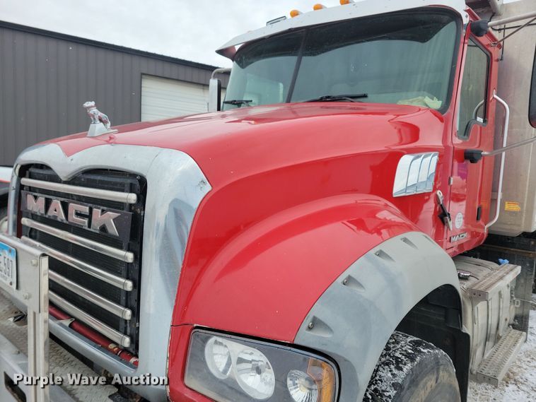 image for item OH9474 2018 Mack Granite GU700 dump truck