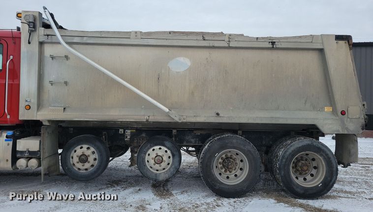 image for item OH9474 2018 Mack Granite GU700 dump truck