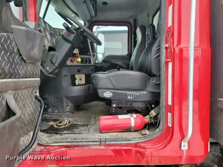 image for item OH9474 2018 Mack Granite GU700 dump truck