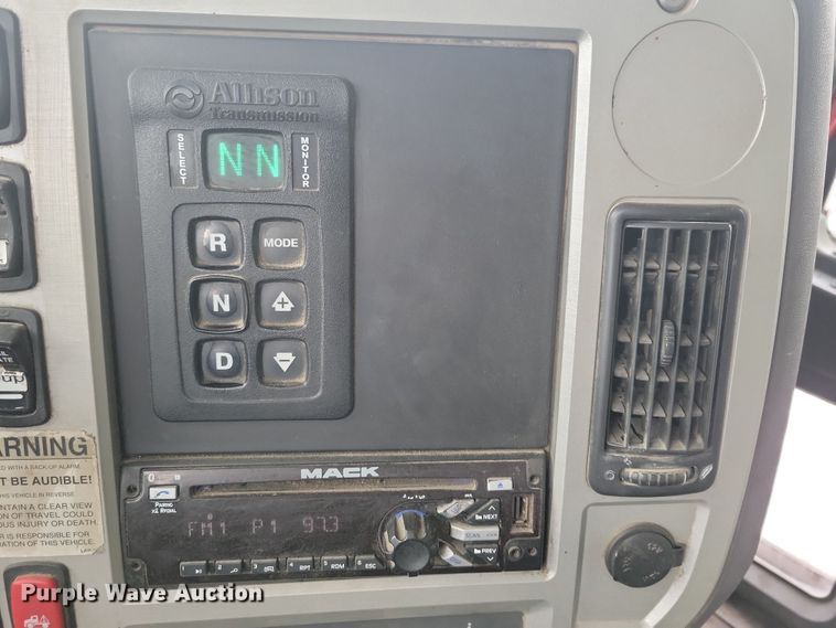 image for item OH9474 2018 Mack Granite GU700 dump truck