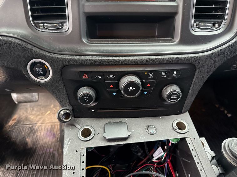 image for item DM5569 2014 Dodge Charger Police 