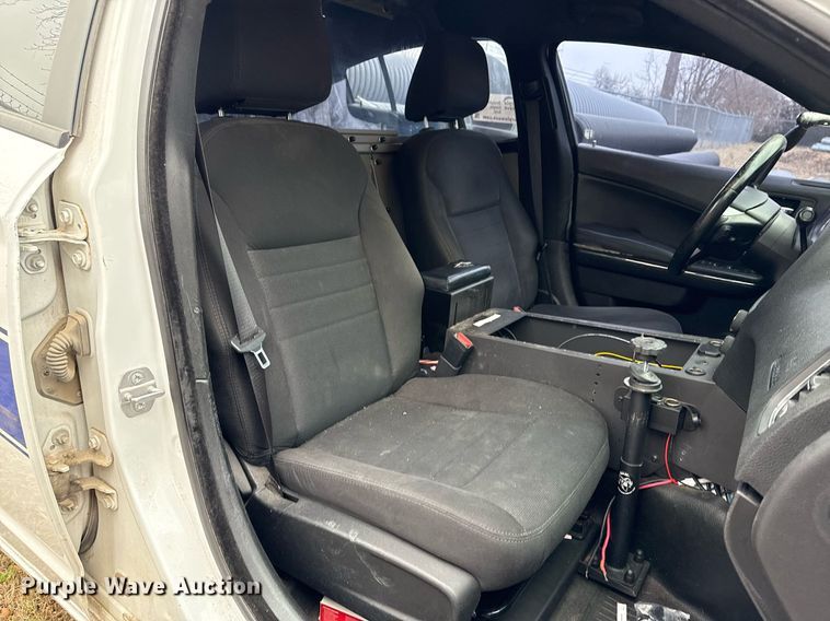 image for item DM5569 2014 Dodge Charger Police 