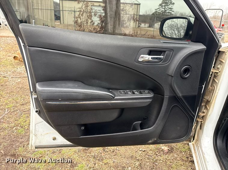 image for item DM5570 2011 Dodge Charger Police 