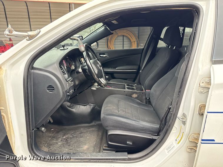 image for item DM5570 2011 Dodge Charger Police 