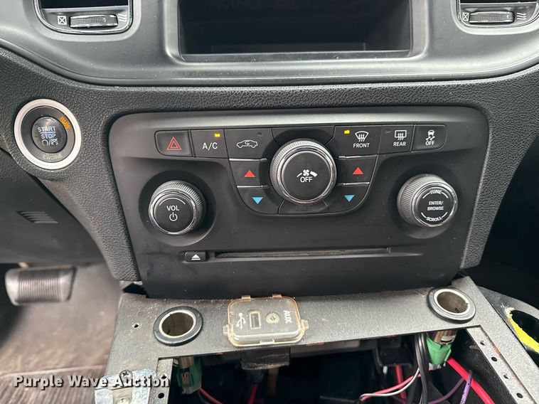 image for item DM5570 2011 Dodge Charger Police 