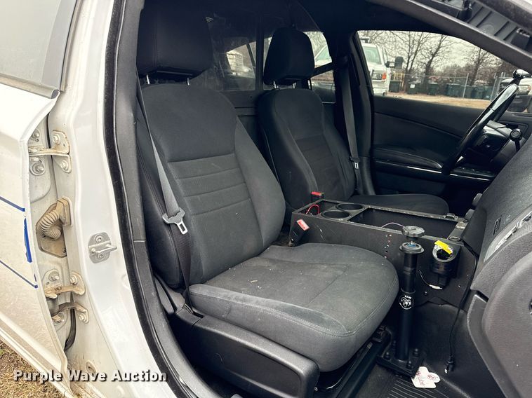 image for item DM5570 2011 Dodge Charger Police 