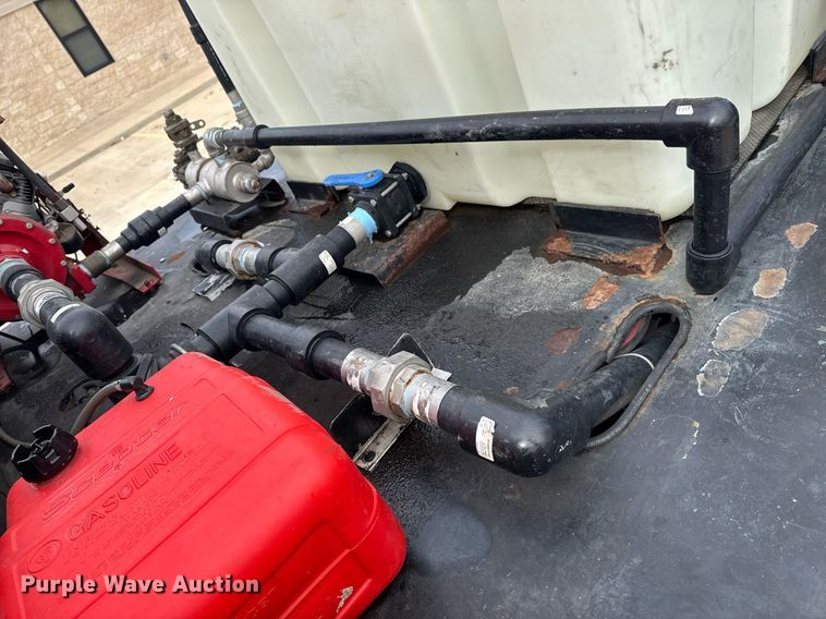 image for item DO0374 1998 Stewart & Stevenson M1078 brush fire truck