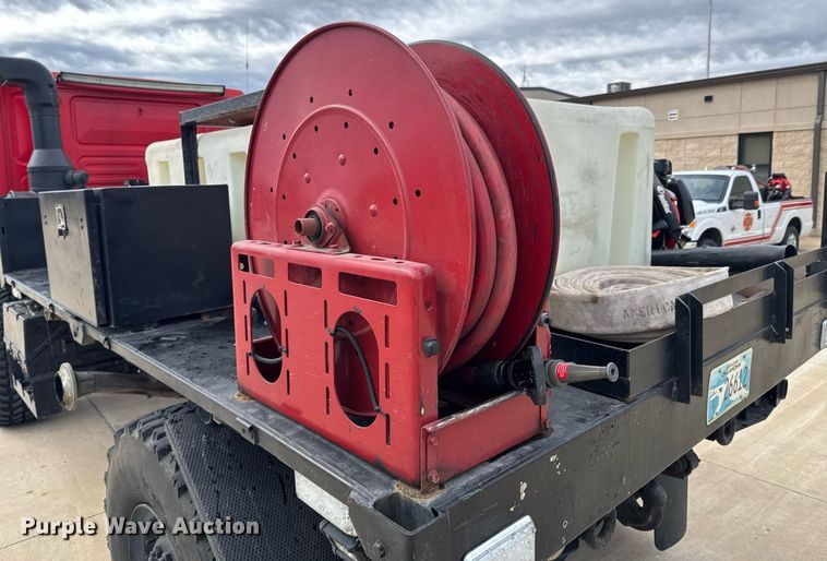 image for item DO0374 1998 Stewart & Stevenson M1078 brush fire truck