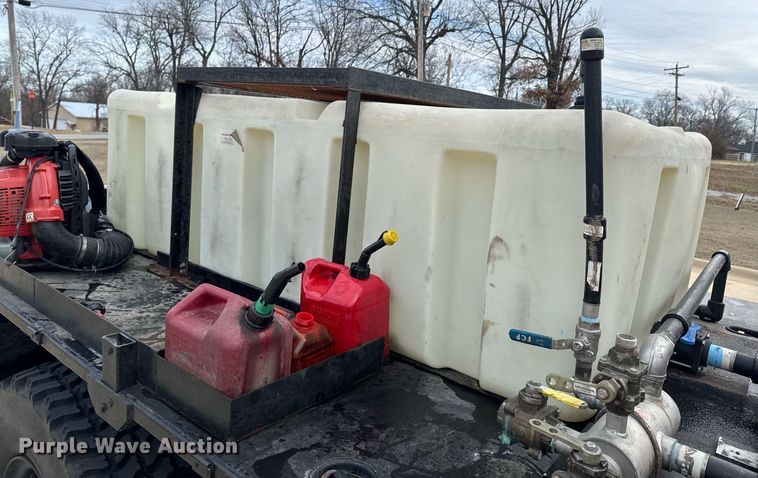 image for item DO0374 1998 Stewart & Stevenson M1078 brush fire truck