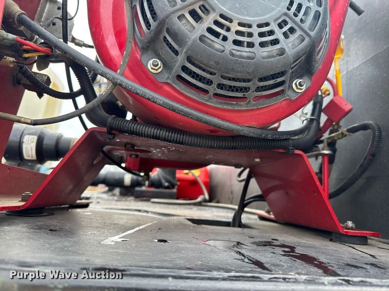 image for item DO0374 1998 Stewart & Stevenson M1078 brush fire truck