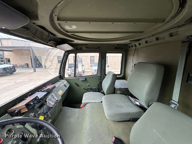 image for item DO0374 1998 Stewart & Stevenson M1078 brush fire truck