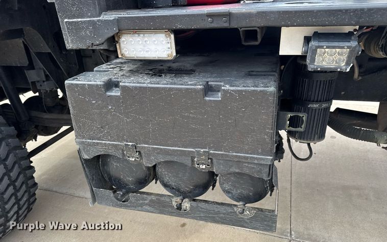 image for item DO0374 1998 Stewart & Stevenson M1078 brush fire truck