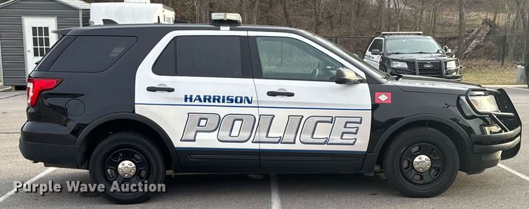 image for item DO0405 2016 Ford Explorer Police SUV