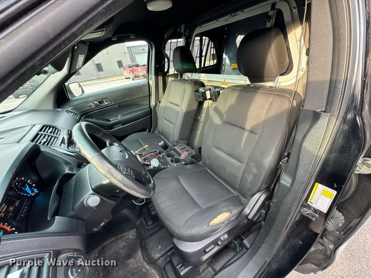 image for item DO0405 2016 Ford Explorer Police SUV