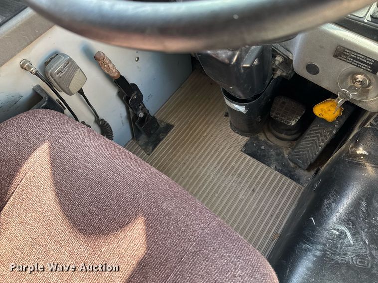 image for item DO0414 2008 Blue Bird All American school bus