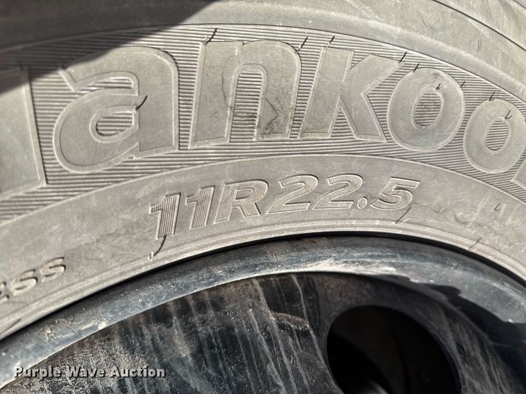 image for item DO0414 2008 Blue Bird All American school bus