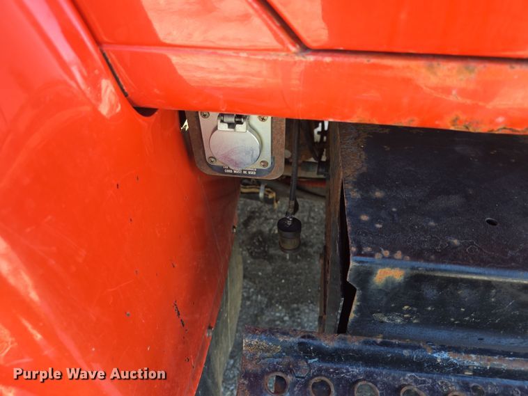 image for item DO7772 1997 International 4900 dump truck