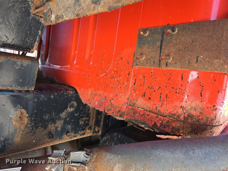 image for item DO7772 1997 International 4900 dump truck