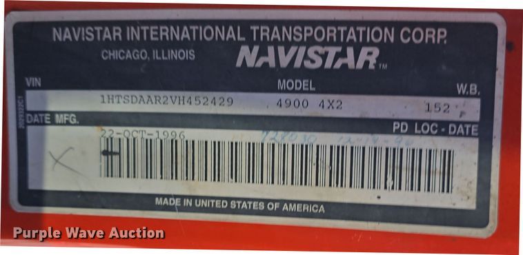 image for item DO7772 1997 International 4900 dump truck