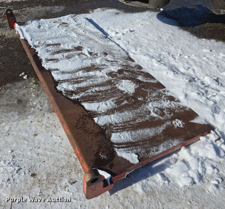 image for item DO7772 1997 International 4900 dump truck