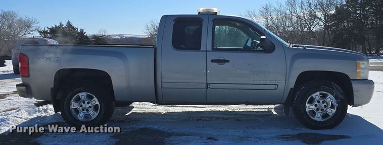 image for item DO7773 2008 Chevrolet Silverado 1500 Ext. Cab pickup truck