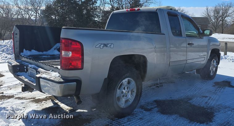 image for item DO7773 2008 Chevrolet Silverado 1500 Ext. Cab pickup truck