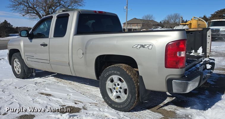 image for item DO7773 2008 Chevrolet Silverado 1500 Ext. Cab pickup truck