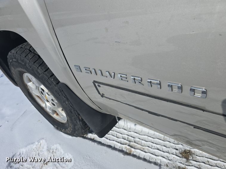 image for item DO7773 2008 Chevrolet Silverado 1500 Ext. Cab pickup truck