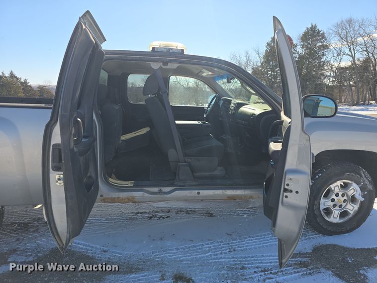 image for item DO7773 2008 Chevrolet Silverado 1500 Ext. Cab pickup truck