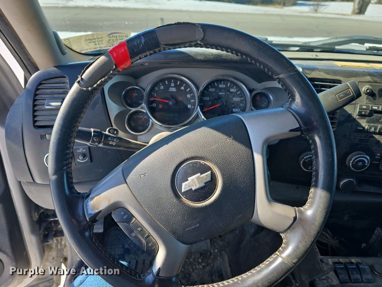image for item DO7773 2008 Chevrolet Silverado 1500 Ext. Cab pickup truck