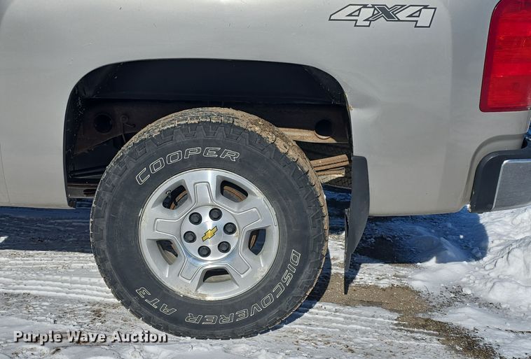 image for item DO7773 2008 Chevrolet Silverado 1500 Ext. Cab pickup truck
