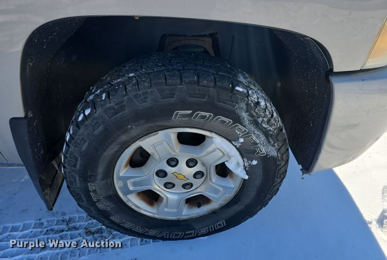 image for item DO7773 2008 Chevrolet Silverado 1500 Ext. Cab pickup truck
