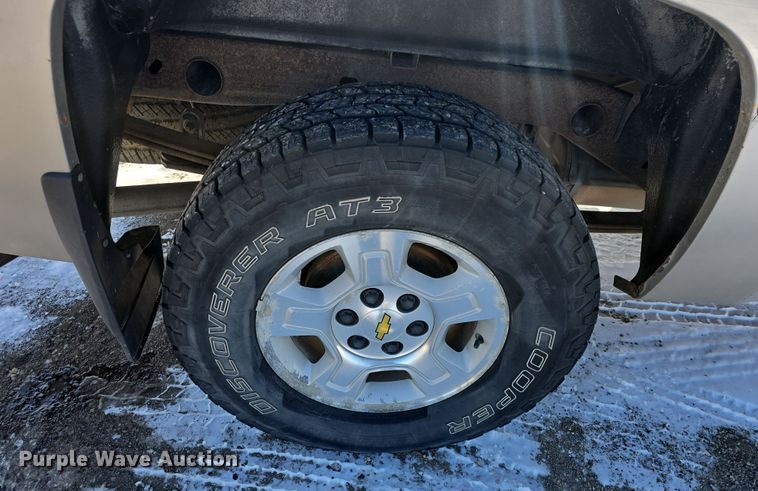 image for item DO7773 2008 Chevrolet Silverado 1500 Ext. Cab pickup truck