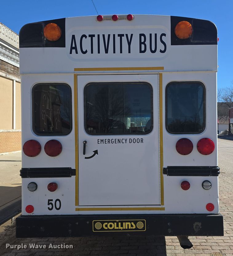 image for item DO7775 1998 Ford E350 school bus