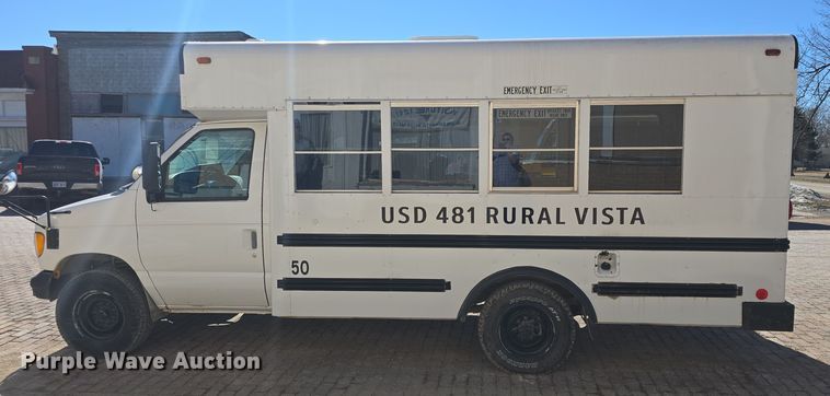 image for item DO7775 1998 Ford E350 school bus