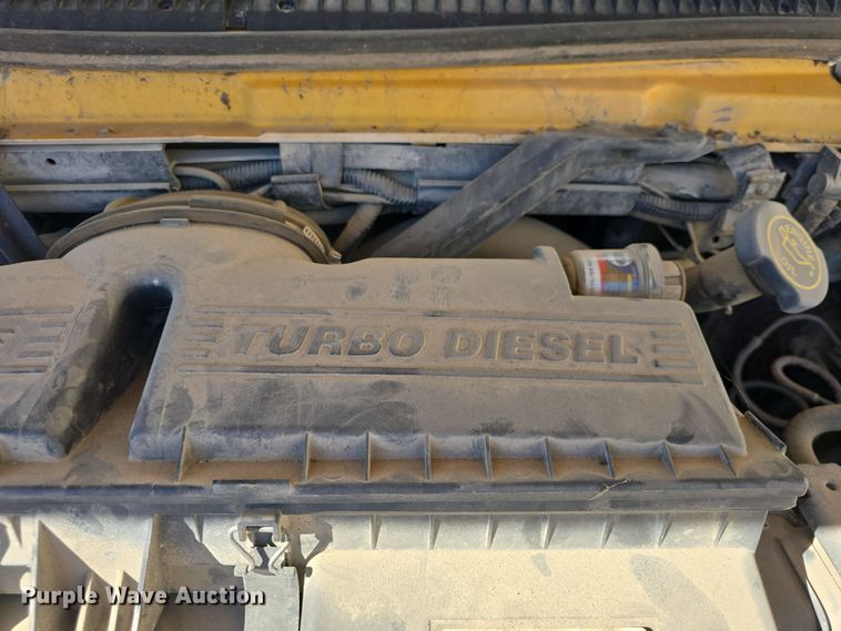 image for item DO7775 1998 Ford E350 school bus