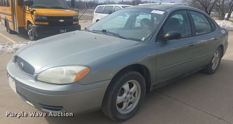 image for item DO7793 2005 Ford Taurus 