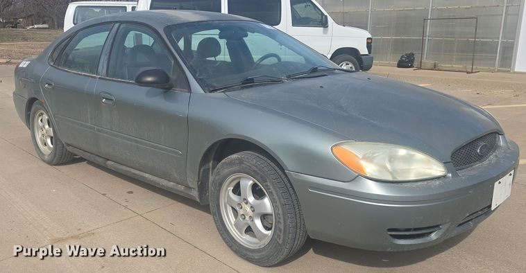 image for item DO7793 2005 Ford Taurus 