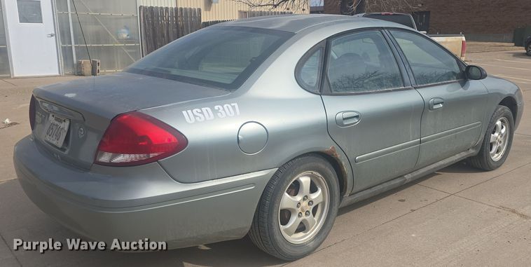 image for item DO7793 2005 Ford Taurus 