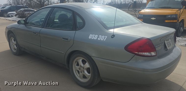 image for item DO7793 2005 Ford Taurus 